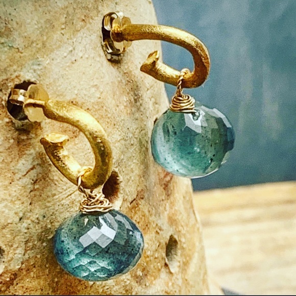 Matana Jewelry - Moss Aquamarine handmade gold earrings